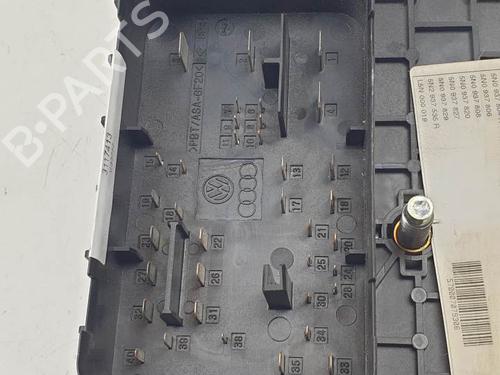 Fuse box VW TIGUAN (5N_) 2.0 TDI | BP28065998E1 