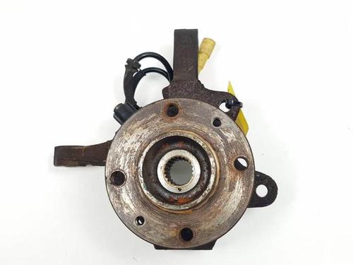 Used Right front steering knuckle RENAULT CLIO II (BB_, CB_) 1.4 16V (B/CB0P, BB13) (98 hp) 19278742