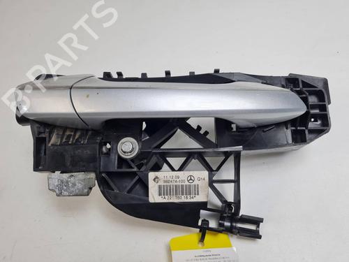 rear-right-exterior-door-handle-mercedes-benz-s-class-w221-v221-2005-2006-2007-2008-2009-2010-2011-2012-2013-37257720 main image