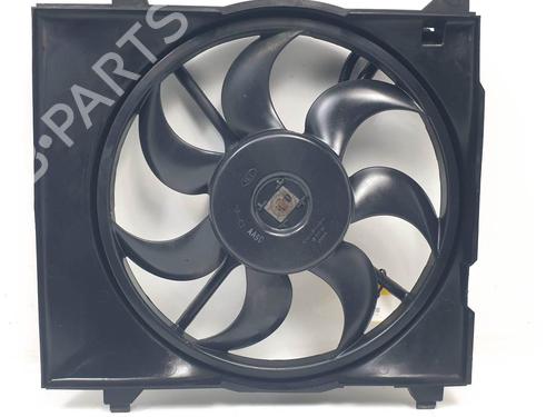 Used Radiator fan Radiator fan HYUNDAI SANTA FÉ I (SM) 2.0 CRDi (113 hp) 20930364 20930364
