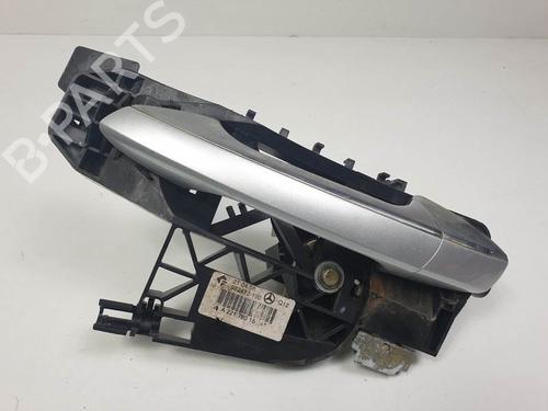 Used Rear left exterior door handle Rear left exterior door handle MERCEDES-BENZ S-CLASS (W221, V221) S 320 CDI (221.022, 221.122) (235 hp) 12384872 12384872