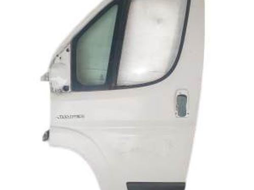 Used Left front door Left front door CITROËN JUMPER II Bus 2.2 HDi 120 (120 hp) 24340050 24340050