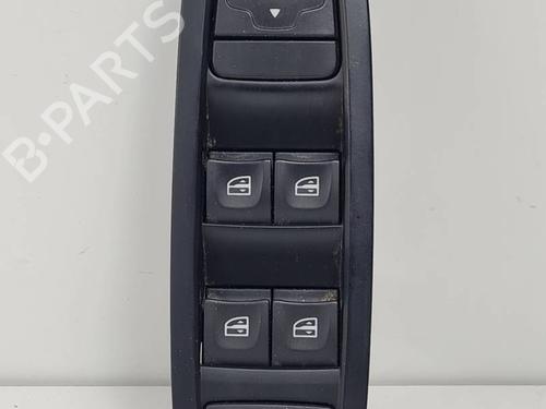 Used Left front window switch Left front window switch RENAULT MEGANE IV Hatchback (B9A/M/N_) 1.2 TCe 130 (B9MR) (130 hp) 34515640 34515640