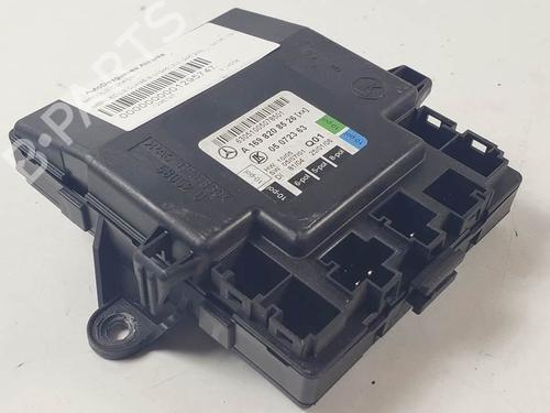 Used Electronic module Electronic module MERCEDES-BENZ B-CLASS Sports Tourer (W245) B 200 (245.233) (136 hp) 18956231 18956231