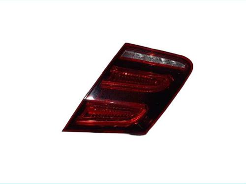 Used Right tailgate light Right tailgate light MERCEDES-BENZ E-CLASS (W212) E 220 CDI / BlueTEC (212.001, 212.002) (170 hp) 6841378 6841378