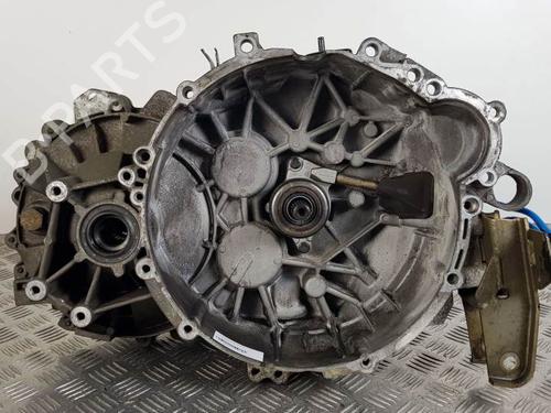 Used Gearbox VOLVO V40 Estate (645) 2.0 T (163 hp) 8603414