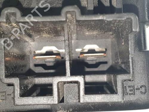 Fuse box BMW 5 (E60) 520 d | BP17839793E1