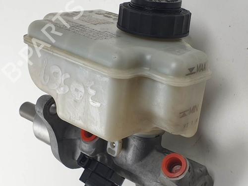 Used Brake master cylinder SKODA OCTAVIA II (1Z3) 1.6 TDI (105 hp) 26030207