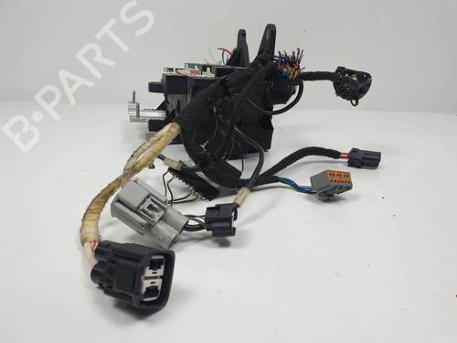 Fuse box JAGUAR XE (X760) 2.0 D | BP10727856E1 