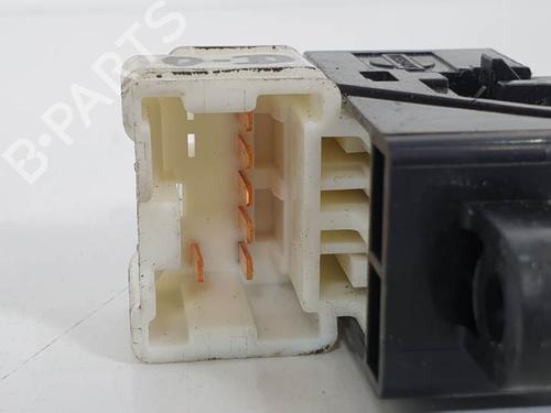 Right front window switch NISSAN X-TRAIL I (T30) 2.2 DCi FWD | BP6931281I26 