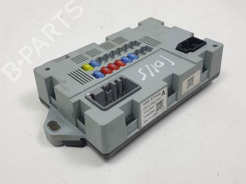 Used Fuse box JAGUAR XE (X760) 2.0 D (180 hp) 10728199