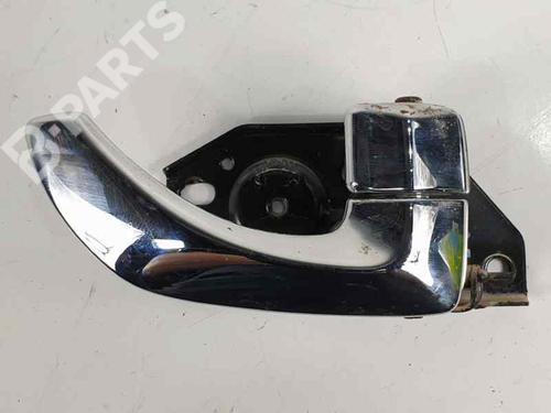 Used Front right interior door handle HYUNDAI TERRACAN (HP) 2.9 CRDi 4WD (150 hp) 6844613