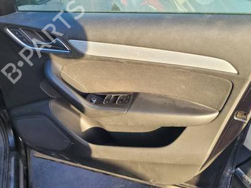 Sikringsdåse AUDI Q3 (8UB, 8UG) 2.0 TDI | BP30608466E1