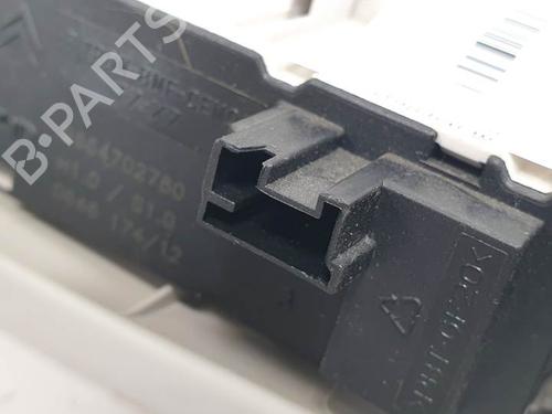 Interior roof light PEUGEOT 5008 (0U_, 0E_) 1.6 HDi | BP29149608I8