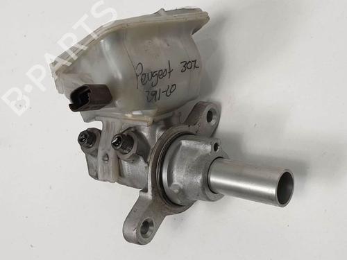 Used Brake master cylinder Brake master cylinder PEUGEOT 307 (3A/C) 1.6 HDi (90 hp) 6847570 6847570