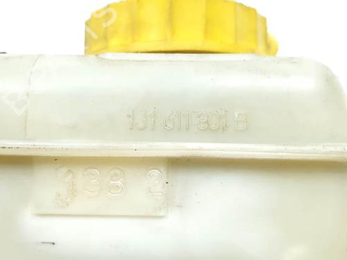 Brake master cylinder VW GOLF IV (1J1) 1.9 TDI | BP25864159M77 