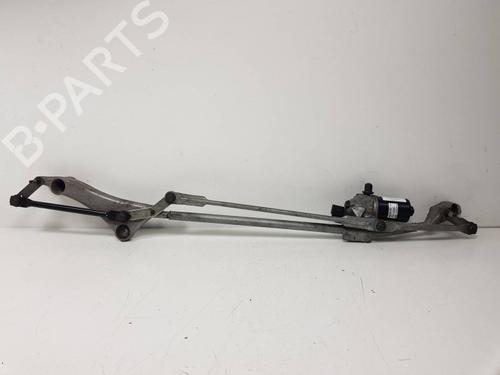 Used Front wiper motor Front wiper motor MERCEDES-BENZ B-CLASS Sports Tourer (W245) B 180 CDI (245.207) (109 hp) 40620079 40620079