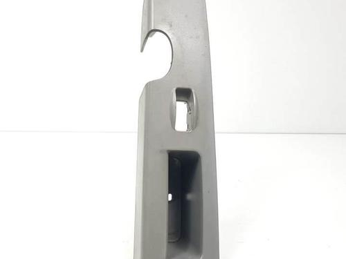 Used Switch Switch KIA SORENTO I (JC) 2.5 CRDi 4WD (140 hp) 17390132 17390132