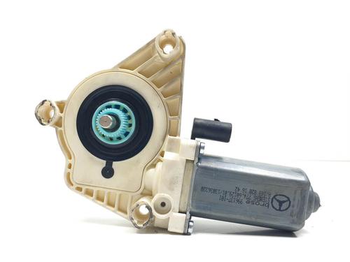 Used Right front window motor Right front window motor MERCEDES-BENZ B-CLASS Sports Tourer (W245) B 180 CDI (245.207) (109 hp) 26616233 26616233