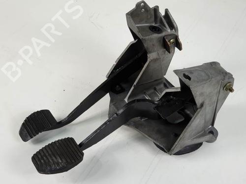Used Break pedal PEUGEOT 607 (9D, 9U) 2.2 HDi (133 hp) 8764111