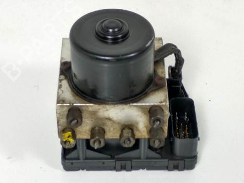 Used ABS pump ABS pump CHRYSLER VOYAGER / GRAND VOYAGER III (GS_, NS_) 2.5 TD (116 hp) 6851733 6851733