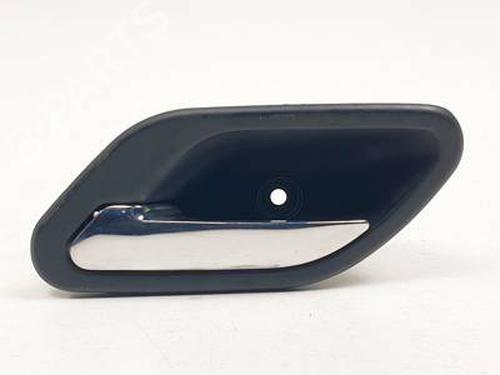 Portiergreep binnen links voor BMW 5 (E39) 520 d (136 hp) 30919107