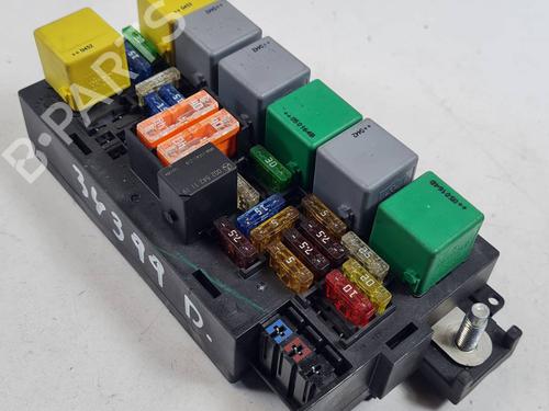 Used Fuse box Fuse box 37628931 37628931