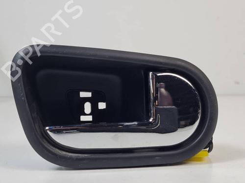 Højre fortil invendig håndtag Højre fortil invendig håndtag FORD KA+ III (UK, FK) 1.2 (70 hp) 37406157 37406157