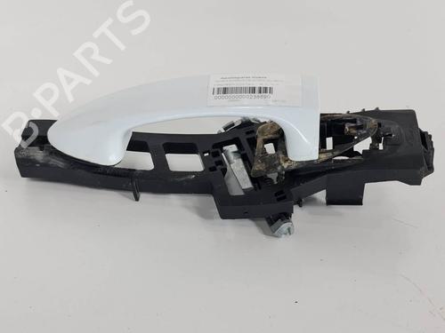 Used Front left exterior door handle Front left exterior door handle 6884972 6884972