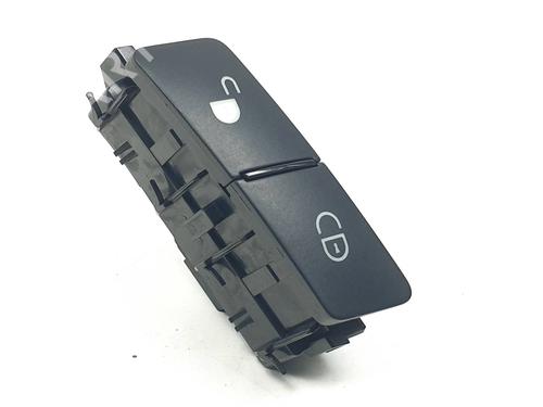 Used Switch Switch MERCEDES-BENZ C-CLASS (W204) C 200 CDI (204.001) (136 hp) 30475815 30475815