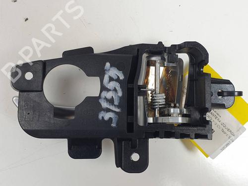 Front left interior door handle HYUNDAI i30 Estate (GD) 1.6 CRDi | BP29581675I13 - Image 2