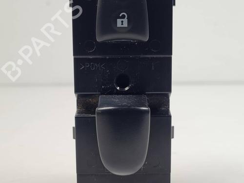 Used Right front window switch Right front window switch NISSAN JUKE (F15) 1.2 DIG-T (115 hp) 29321770 29321770