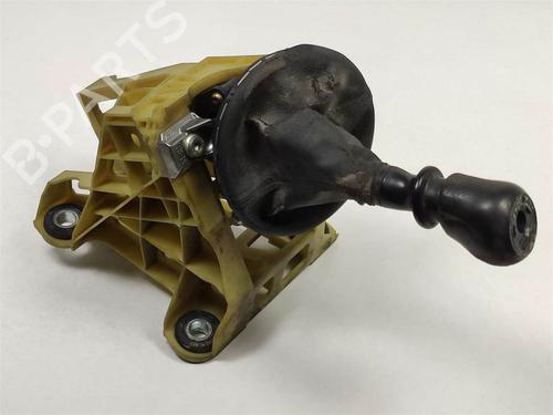 Used Gear lever Gear lever VW TRANSPORTER T5 Van (7HA, 7HH, 7EA, 7EH) 1.9 TDI (85 hp) 9701051 9701051