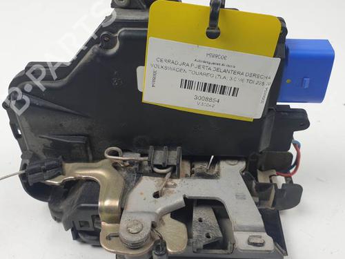Front right lock VW TOUAREG (7LA, 7L6, 7L7) 3.0 V6 TDI | BP24627404C97 