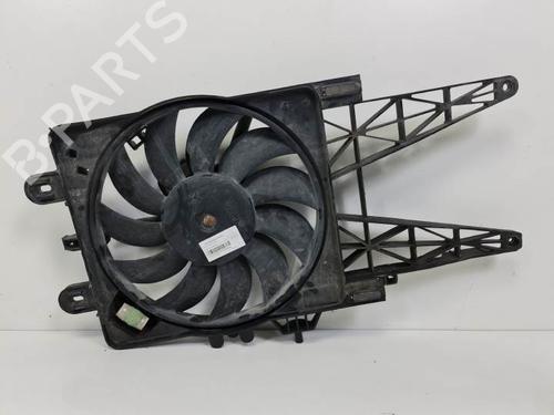 Køleventilator elektrisk FIAT PUNTO (188_) 1.2 16V 80 (188.233, .235, .253, .255, .333, .353, .639,... (80 hp) 6852830