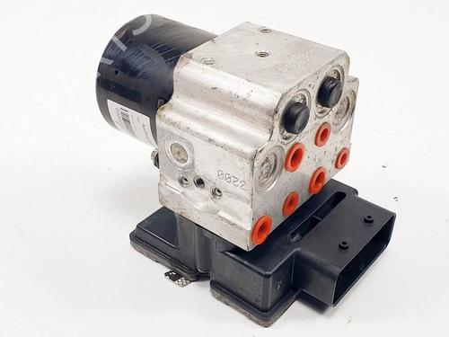 Used ABS pump ABS pump LANCIA YPSILON (843_) 1.3 D Multijet (843.AXF11, 843.AXF1A, 843.AXM11,... (75 hp) 17447717 17447717