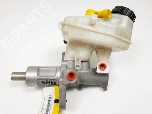 Brake master cylinder OPEL INSIGNIA A (G09) 2.0 CDTI (68) | BP19163722M77 