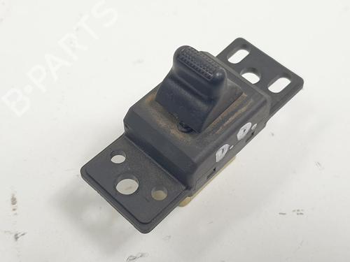 Used Right front window switch CHRYSLER VOYAGER IV (RG, RS) 2.8 CRD (150 hp) 13044748
