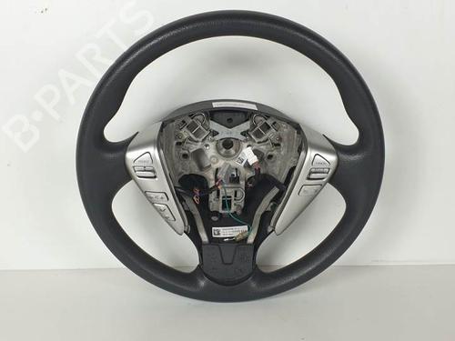 Used Steering wheel NISSAN NOTE (E12) 1.5 dCi (90 hp) 12392181