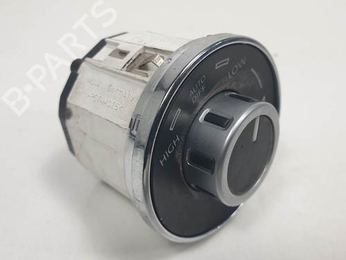 Used Headlight switch Headlight switch VW TOUAREG (7LA, 7L6, 7L7) 2.5 R5 TDI (174 hp) 9145366 9145366