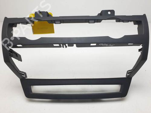 BP29245965O1 main image