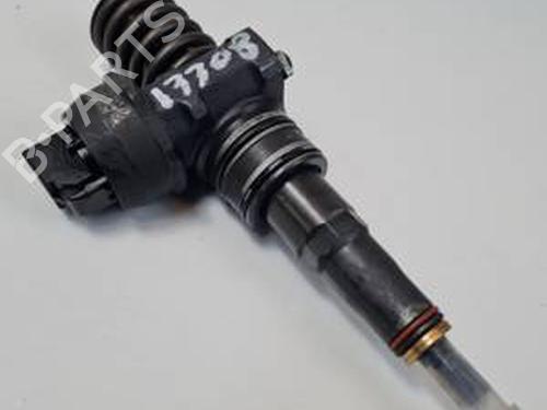 Used Injector SKODA ROOMSTER (5J7) 1.4 TDI (80 hp) 30450687