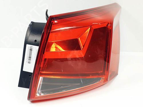 Used Right taillight SEAT ARONA (KJ7, KJP) 1.0 TSI (95 hp) 24990569