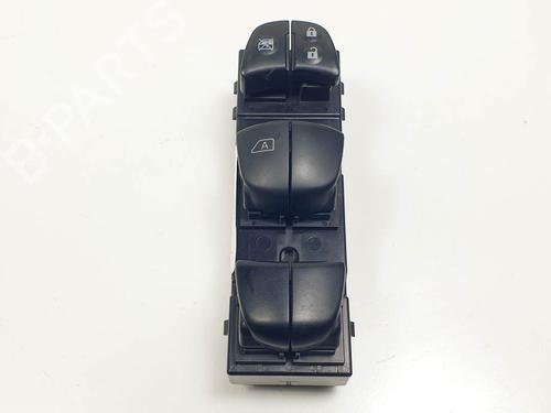 Used Left front window switch Left front window switch NISSAN JUKE (F15) 1.2 DIG-T (115 hp) 27885160 27885160