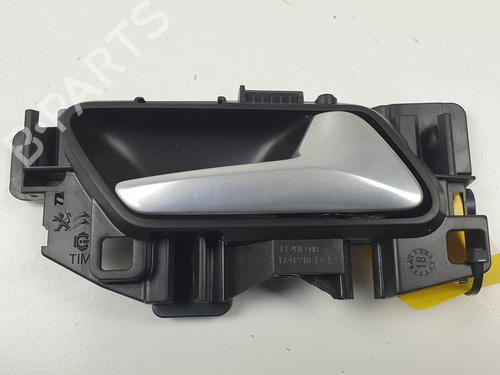 Used Rear right interior door handle Rear right interior door handle OPEL CROSSLAND X / CROSSLAND (P17, P2QO) 1.2 (75) (131 hp) 24340896 24340896
