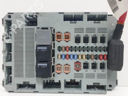 Fuse box JAGUAR XF I (X250) 2.7 D | BP16576344E1 