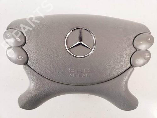 Used Driver airbag MERCEDES-BENZ CLK Convertible (A209) CLK 240 (209.461) (170 hp) 17445741