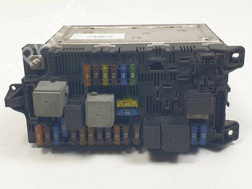 Used Fuse box Fuse box MERCEDES-BENZ CLS (C219) CLS 320 CDI (219.322) (224 hp) 30959189 30959189