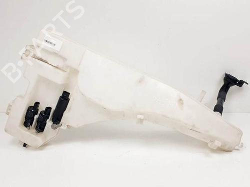 Used Windscreen washer tank BMW X5 (E70) xDrive 30 d (245 hp) 18674986