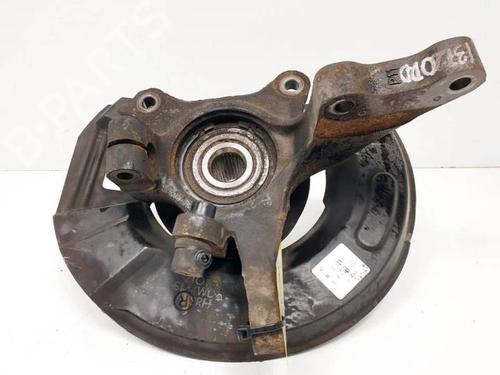 Used Right front steering knuckle HYUNDAI SANTA FÉ I (SM) 2.0 CRDi (113 hp) 16980733